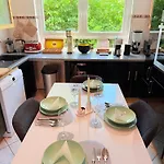 Sauna, Kamin, Billard Holiday home *