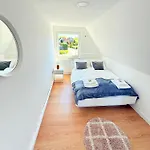 Sauna, Kamin, Billard Holiday home